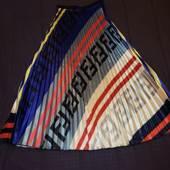 Flair Skirts - Picture 2 of 4